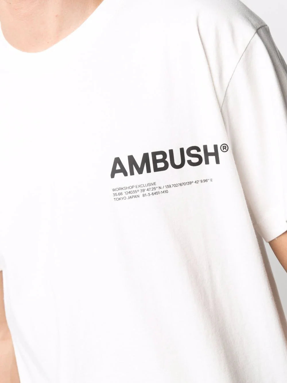 Logo-print T-shirt